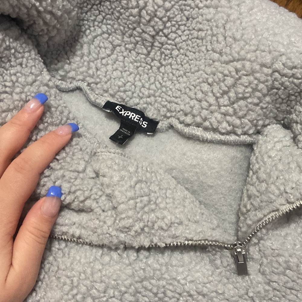 Express Sherpa Pullover - Picture 3 of 4